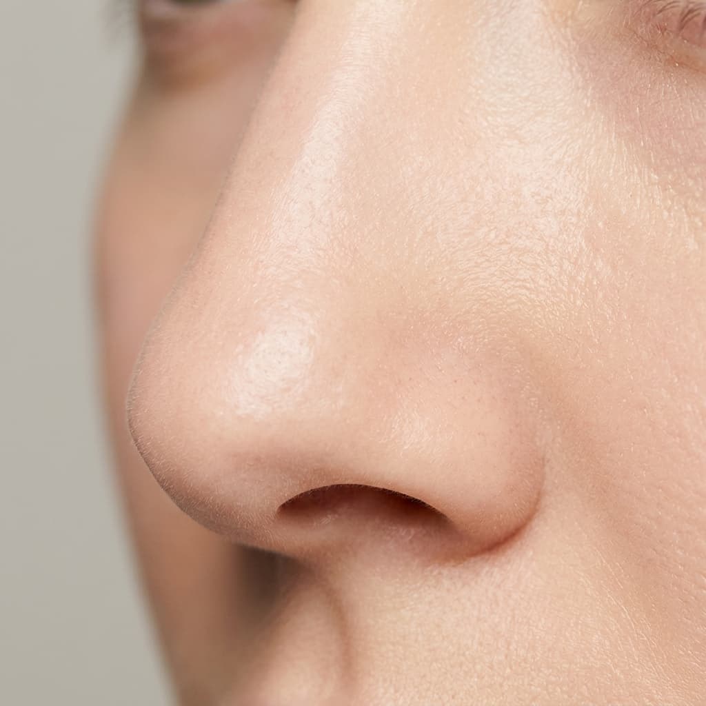 How to Clean Nose Pores: Effective Steps for a Smooth Complexion